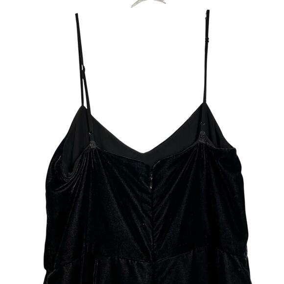 J Crew Cropped Velvet Jumpsuit Pockets Spaghetti Straps Holiday Size 0 (3026) - Picture 9 of 13